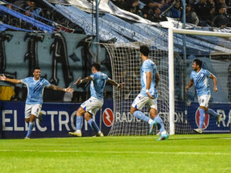 FOTO PRENSA ESTUDIANTES R4