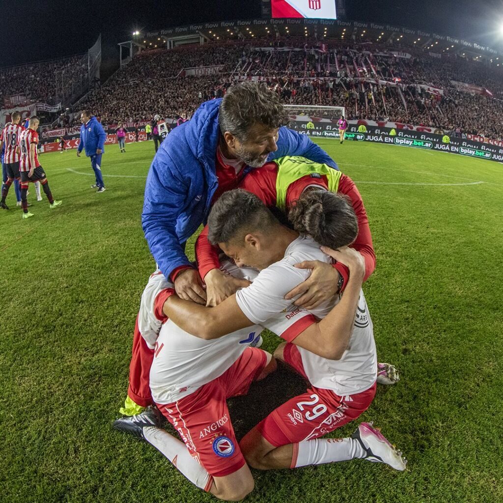 Foto Prensa ARGENTINOS JRS.