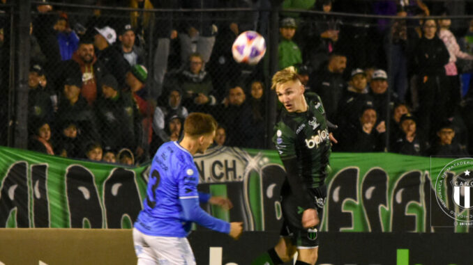 FbaQl0cXkAER7V_44 Foto Prensa Nueva Chicago