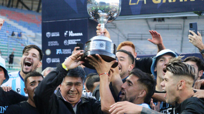 RACING COPA Foto Ariel Cuellar