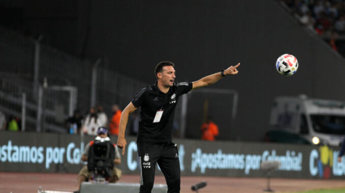 scaloni-pelota